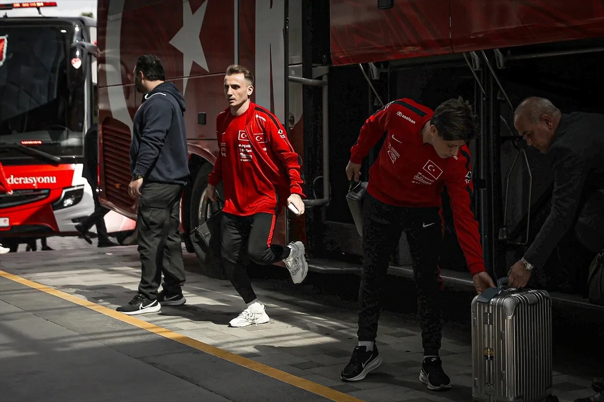 A Milli Futbol Takımı, Bursa’da konaklayacağı otele yerleşti