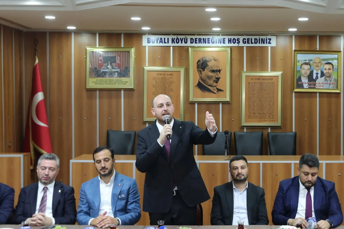 AK Parti Genel Başkan Yardımcısı Büyükgümüş, dernek ziyaretinde konuştu