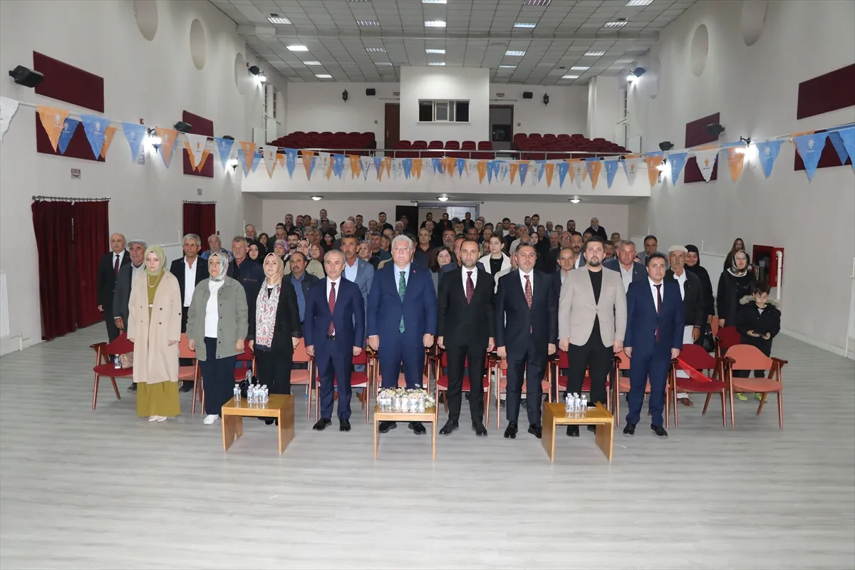 AK Parti Grup Başkanvekili Akbaşoğlu, Çankırı’da konuştu AK Parti Grup Başkanvekili Akbaşoğlu, Çankırı’da konuştu