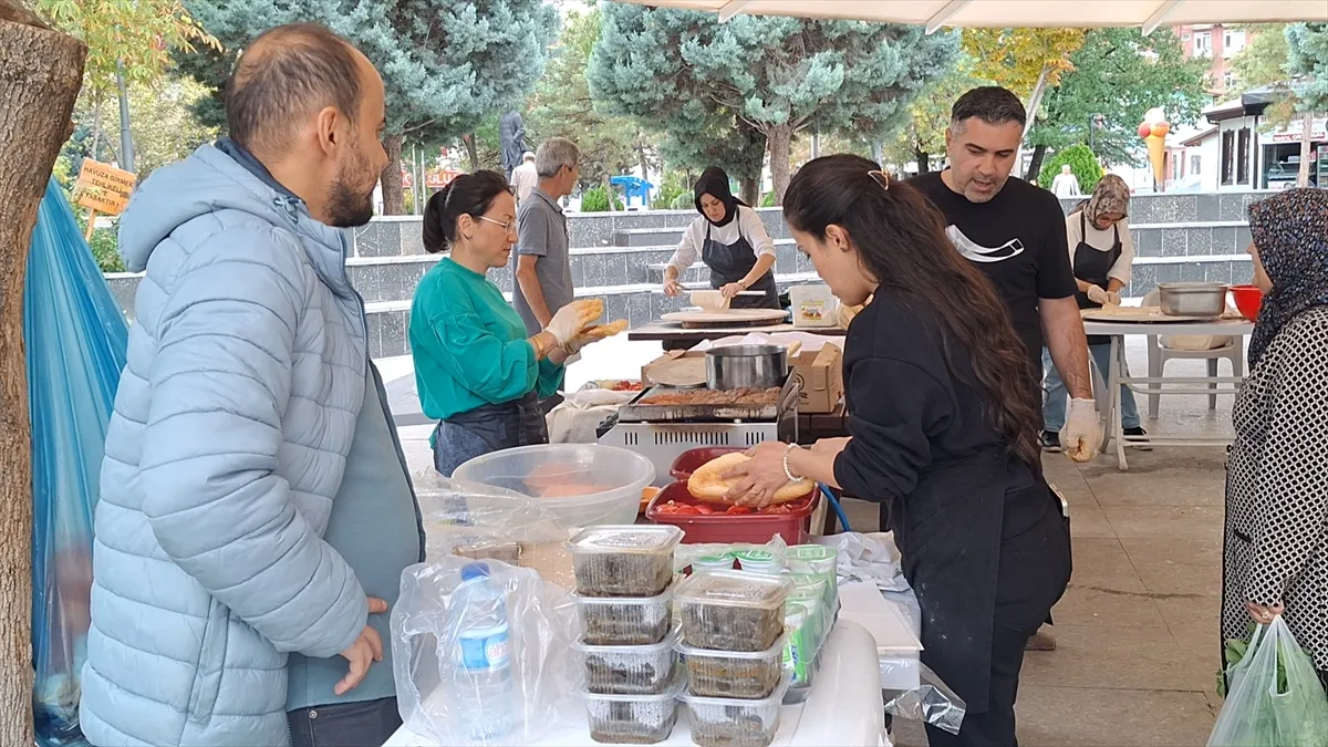 Beypazarı’nda Gazze yararına kermes düzenlendi