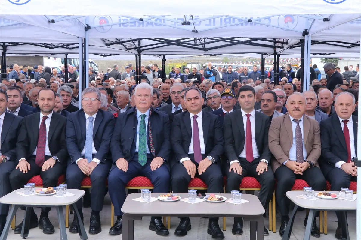 Çankırı’da Kilitli Parke Taşı ve Beton Santrali Tesisi törenle açıldı