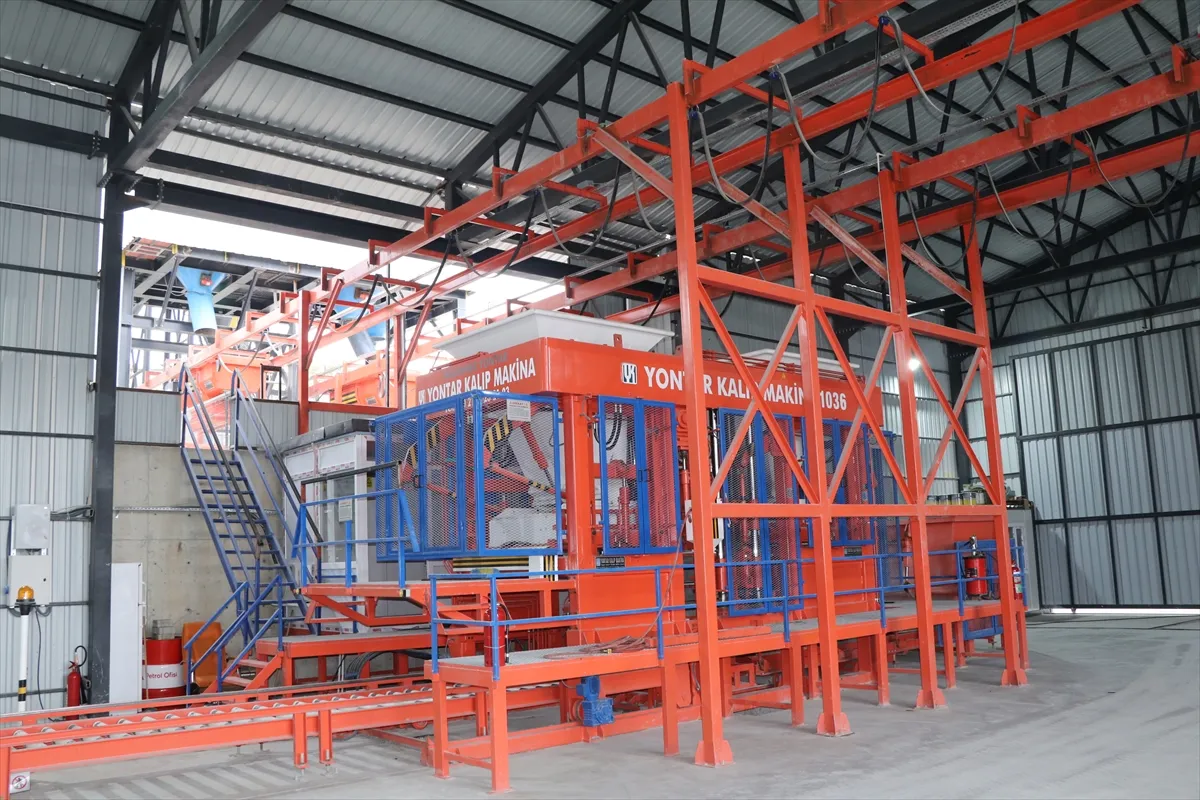 Çankırı’da Kilitli Parke Taşı ve Beton Santrali Tesisi törenle açıldı Çankırı’da Kilitli Parke Taşı ve Beton Santrali Tesisi törenle açıldı