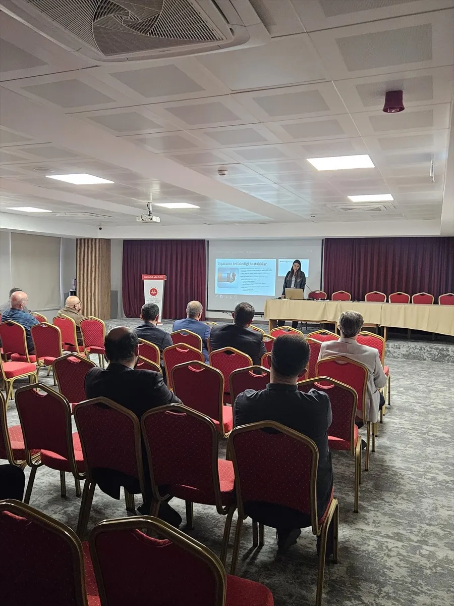 Eskişehir’de müftülük personeline sigara bırakma konusunda eğitim verildi