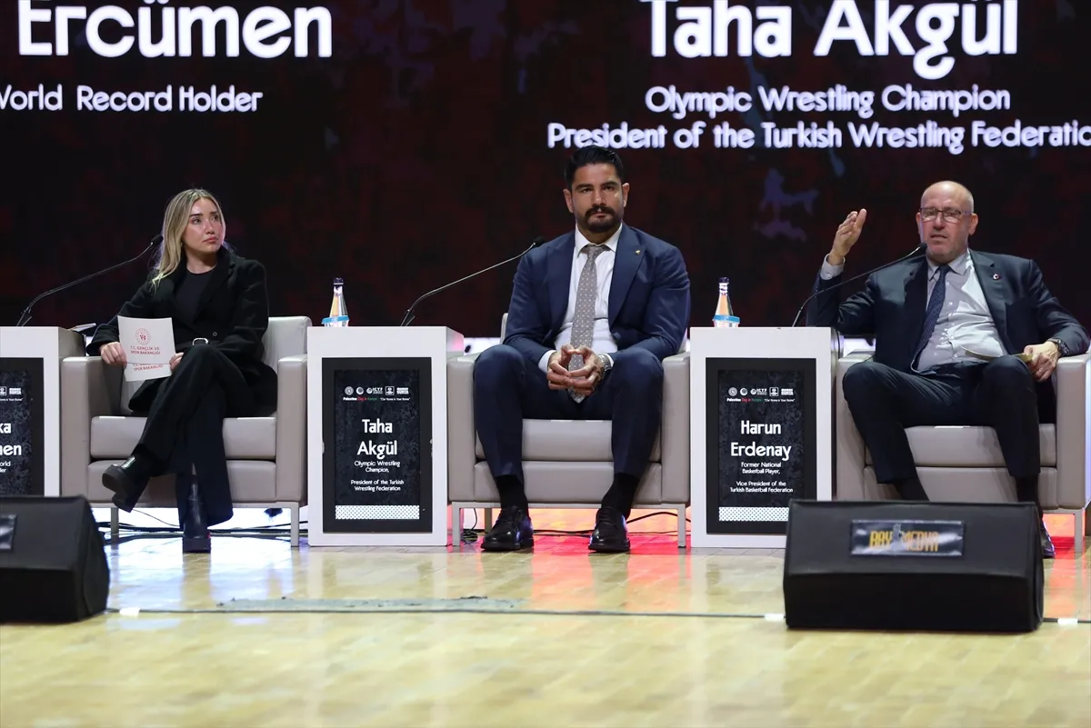 Filistin Günü kapsamında Efsaneler Konuştuğunda: Filistin İçin Birlikte başlıklı panel yapıldı