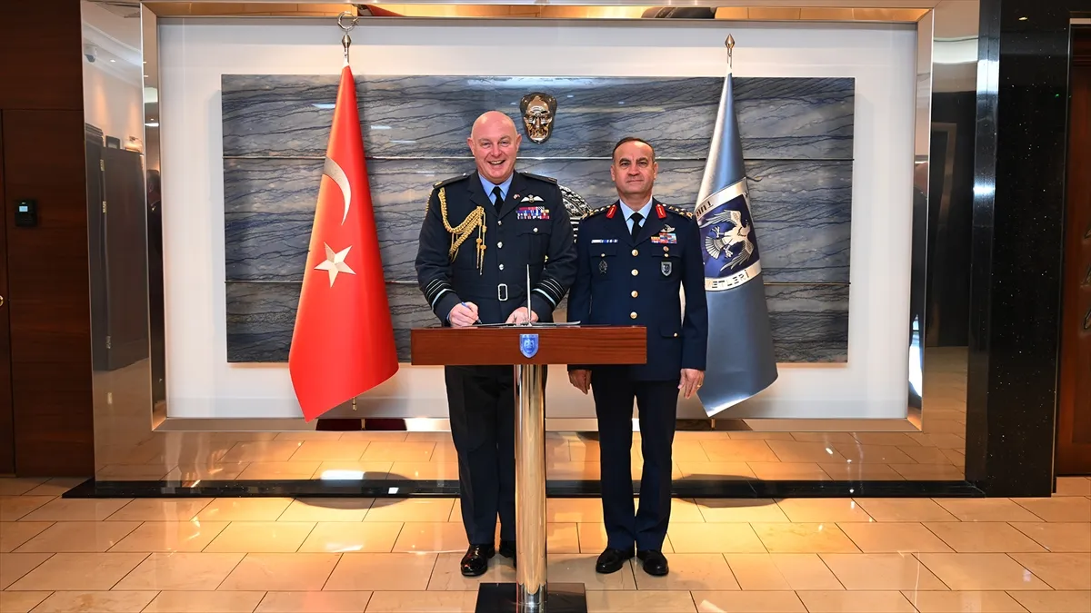 İngiltere Hava Kuvvetleri Komutanı Smyth, Hava Kuvvetleri Karargahı’nı ziyaret etti İngiltere Hava Kuvvetleri Komutanı Smyth, Hava Kuvvetleri Karargahı’nı ziyaret etti
