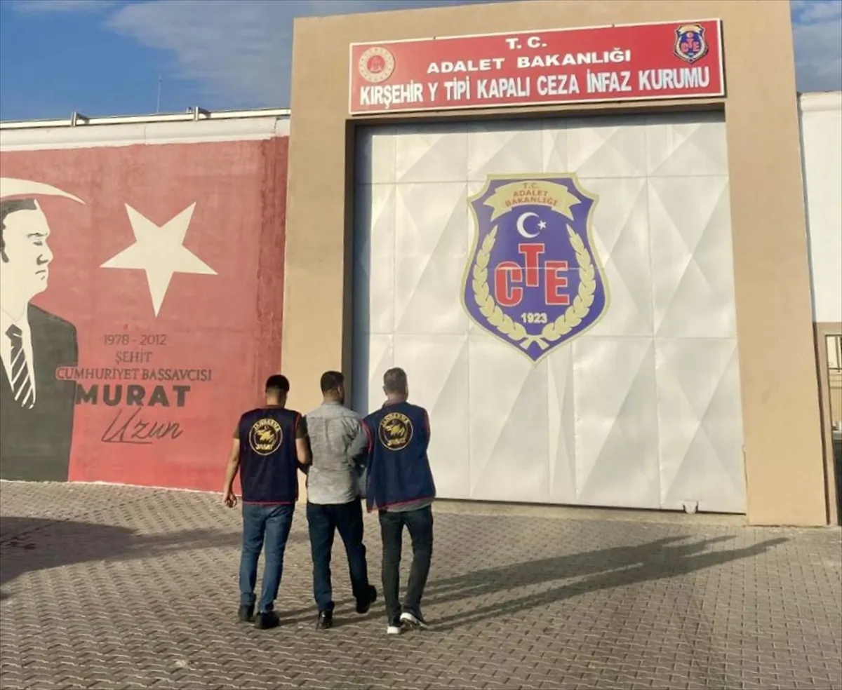 Kırşehir’de 2 firari hükümlü yakalandı