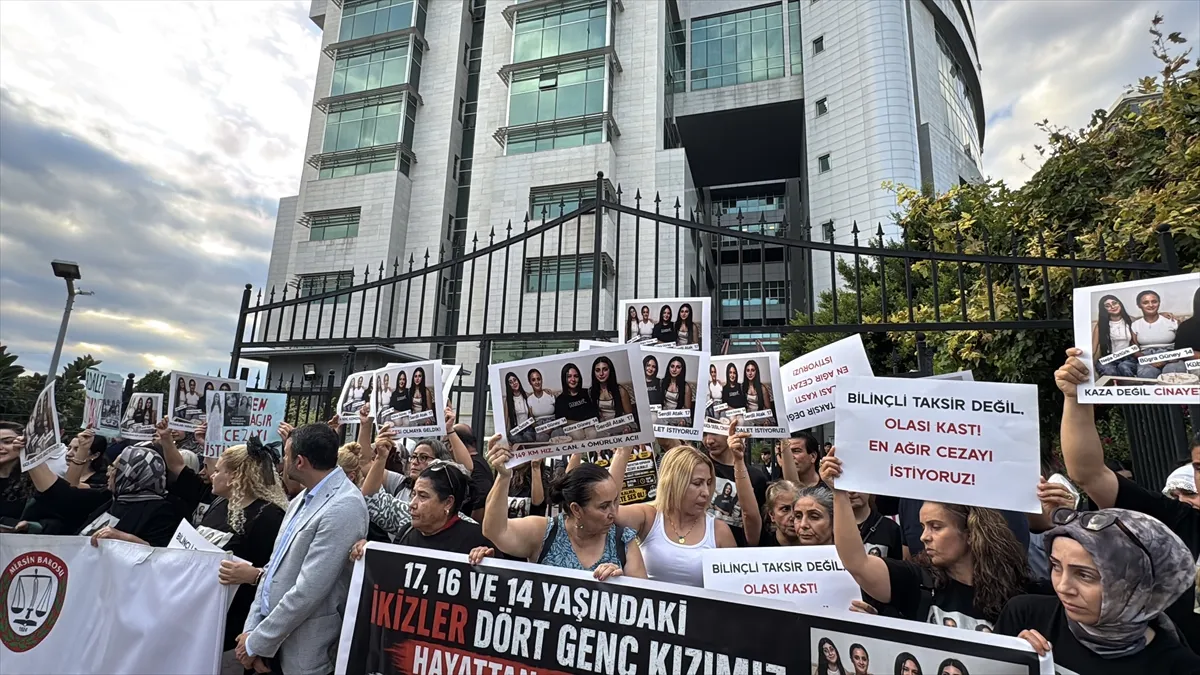 Mersin’de ikizler ve iki kuzeninin öldüğü kazayla ilgili tutuklanan sürücü yargılanıyor Mersin’de ikizler ve iki kuzeninin öldüğü kazayla ilgili tutuklanan sürücü yargılanıyor