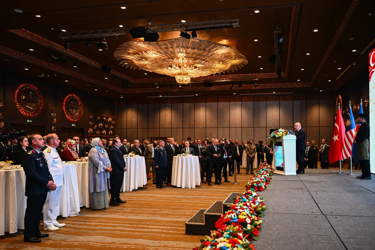 Milli Savunma Bakanı Güler, Malezya Milli Günü resepsiyonuna katıldı Milli Savunma Bakanı Güler, Malezya Milli Günü resepsiyonuna katıldı