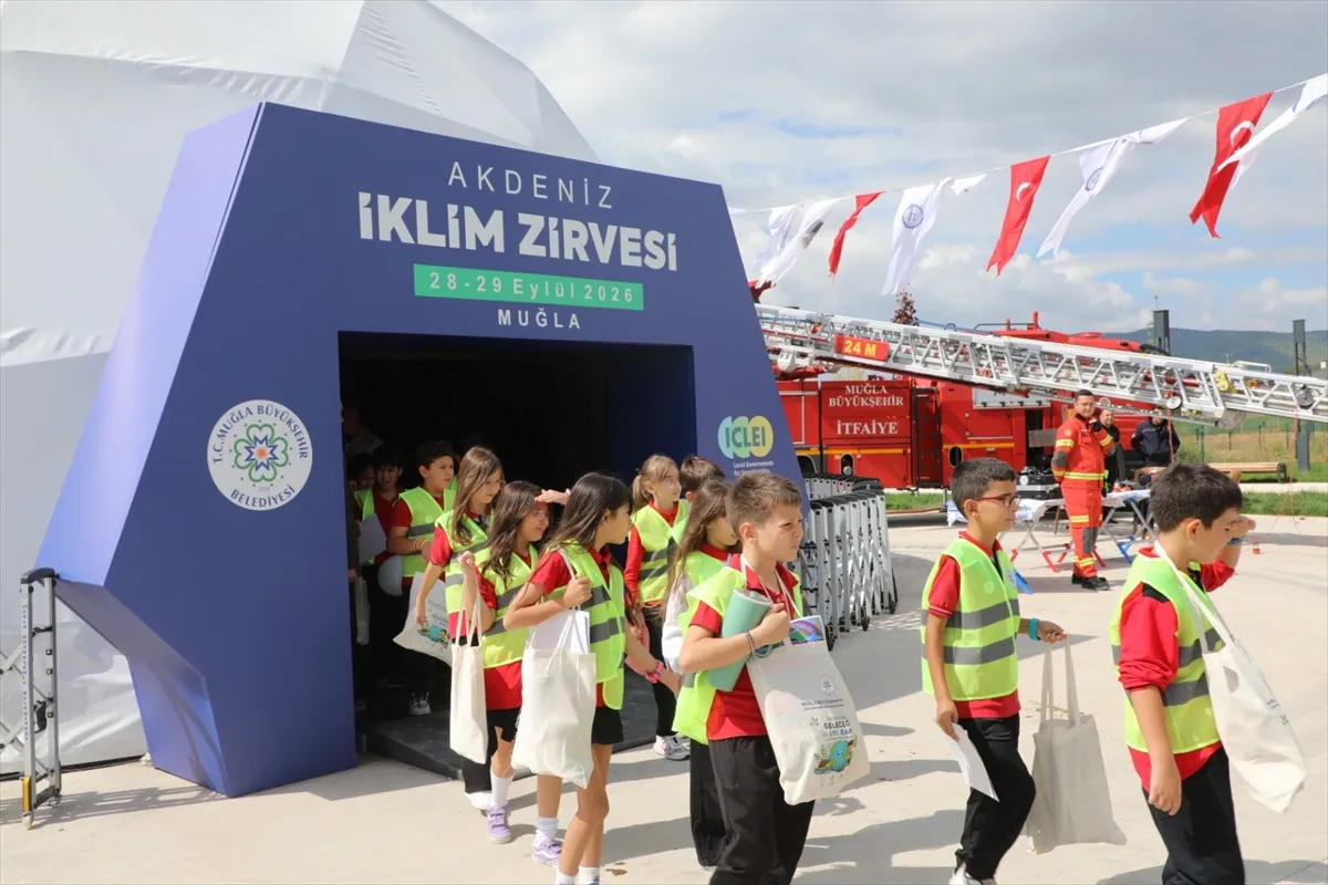Muğla’da öğrenciler deniz yaşamını 3D gösterimle keşfediyor