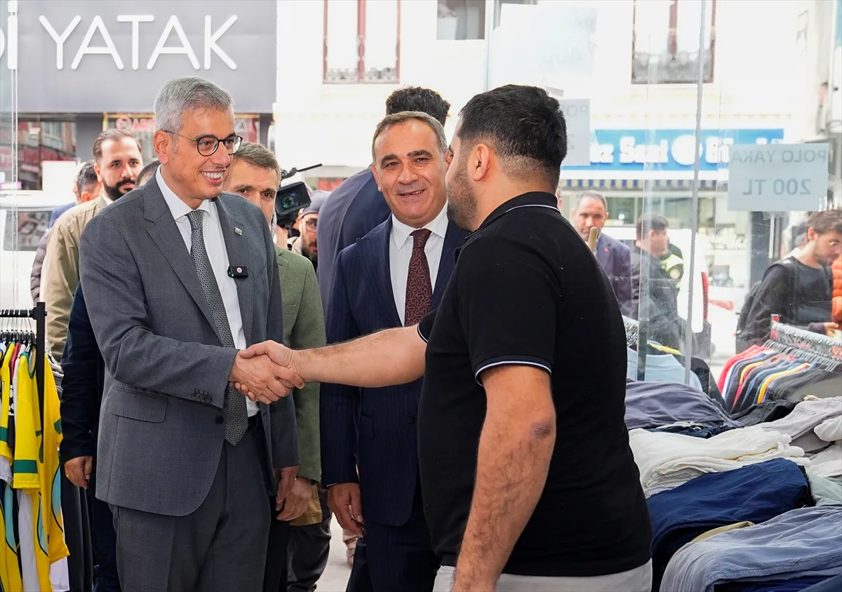 Sağlık Bakanı Memişoğlu, Sultangazi’de konuştu
