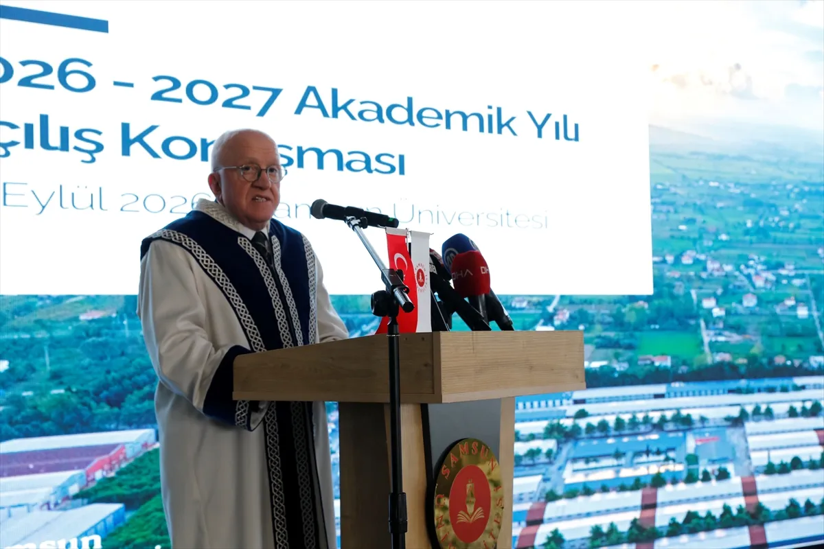 Samsun Üniversitesi akademik yıl açılışında Mehmet Muş’a fahri doktora ünvanı verildi