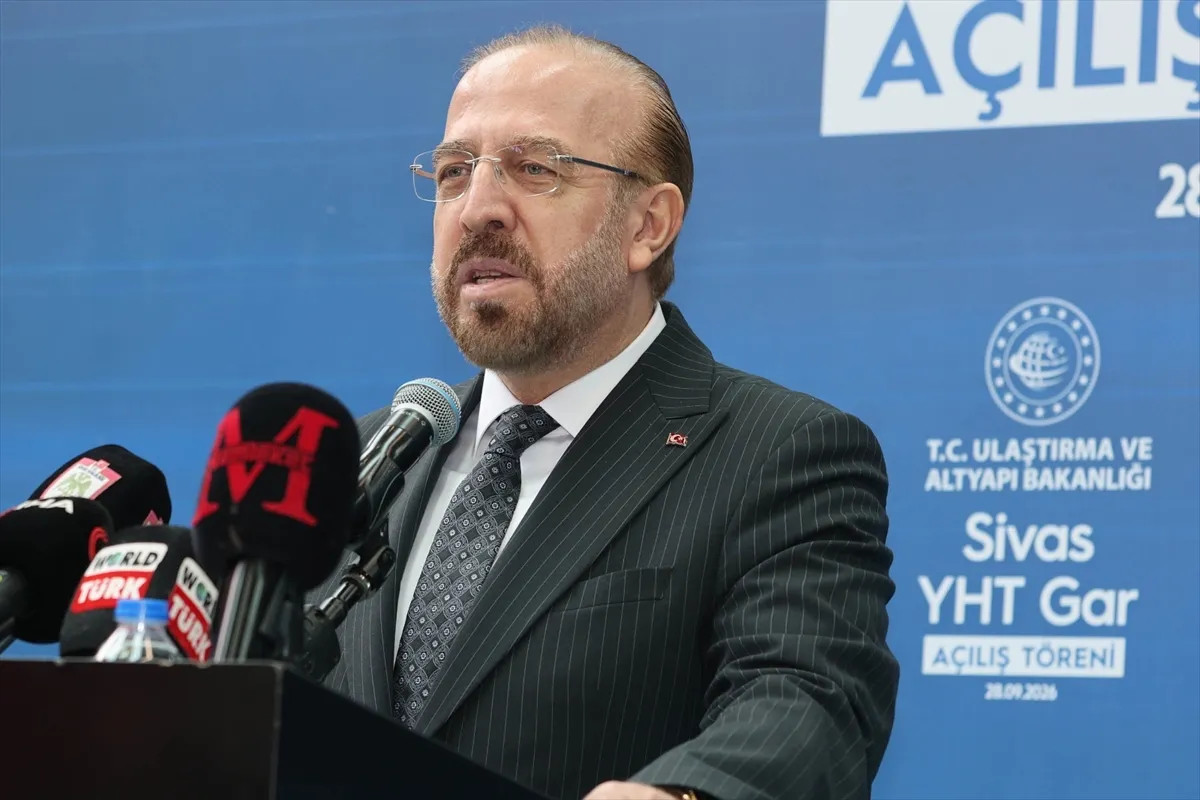 Sivas’ta YHT yeni gar binası hizmete açıldı Sivas’ta YHT yeni gar binası hizmete açıldı
