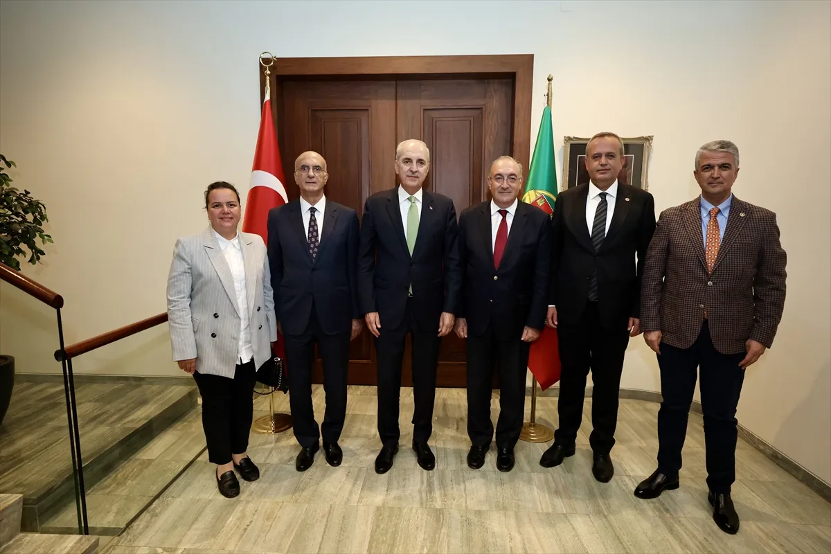 TBMM Başkanı Kurtulmuş, Türkiye’nin Lizbon Büyükelçiliğini ziyaret etti