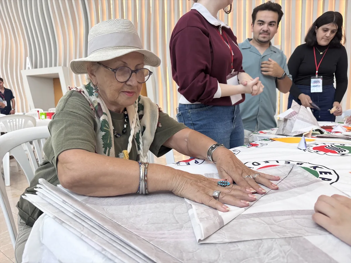 2. Uluslararası Yaşlılıkta Sağlık ve Esenlik Festivali sona erdi 2. Uluslararası Yaşlılıkta Sağlık ve Esenlik Festivali sona erdi