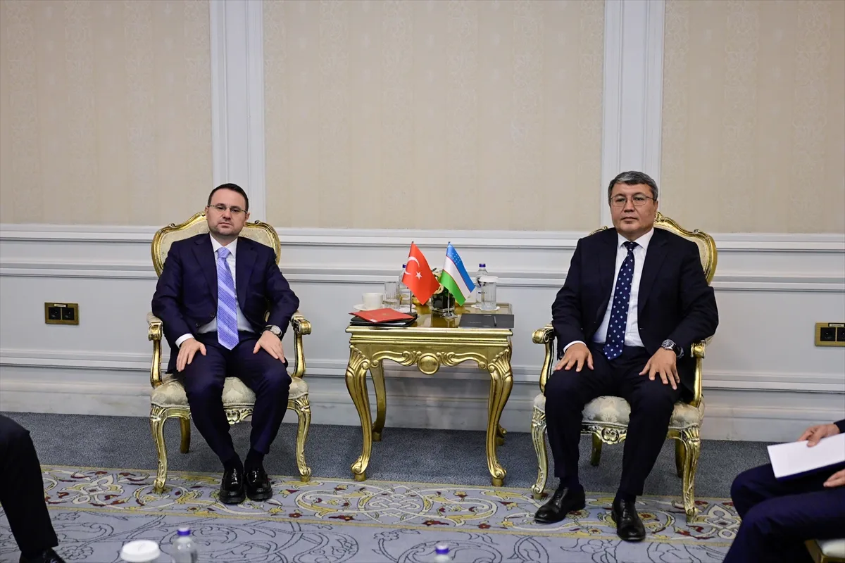 Adalet Bakanı Gürlek, Azerbaycan, Kırgızistan ve Özbekistanlı mevkidaşlarıyla görüştü Adalet Bakanı Gürlek, Azerbaycan, Kırgızistan ve Özbekistanlı mevkidaşlarıyla görüştü