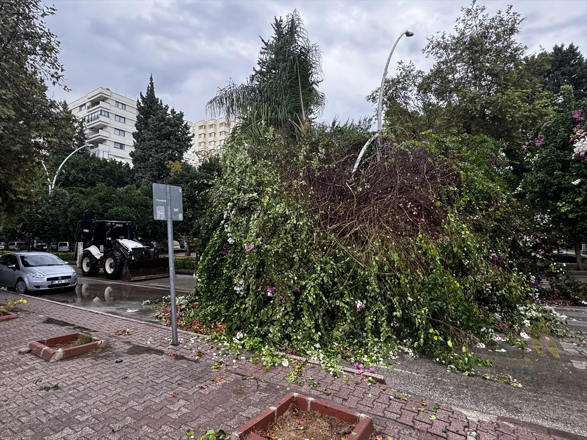 Adana’da sağanak etkili oldu