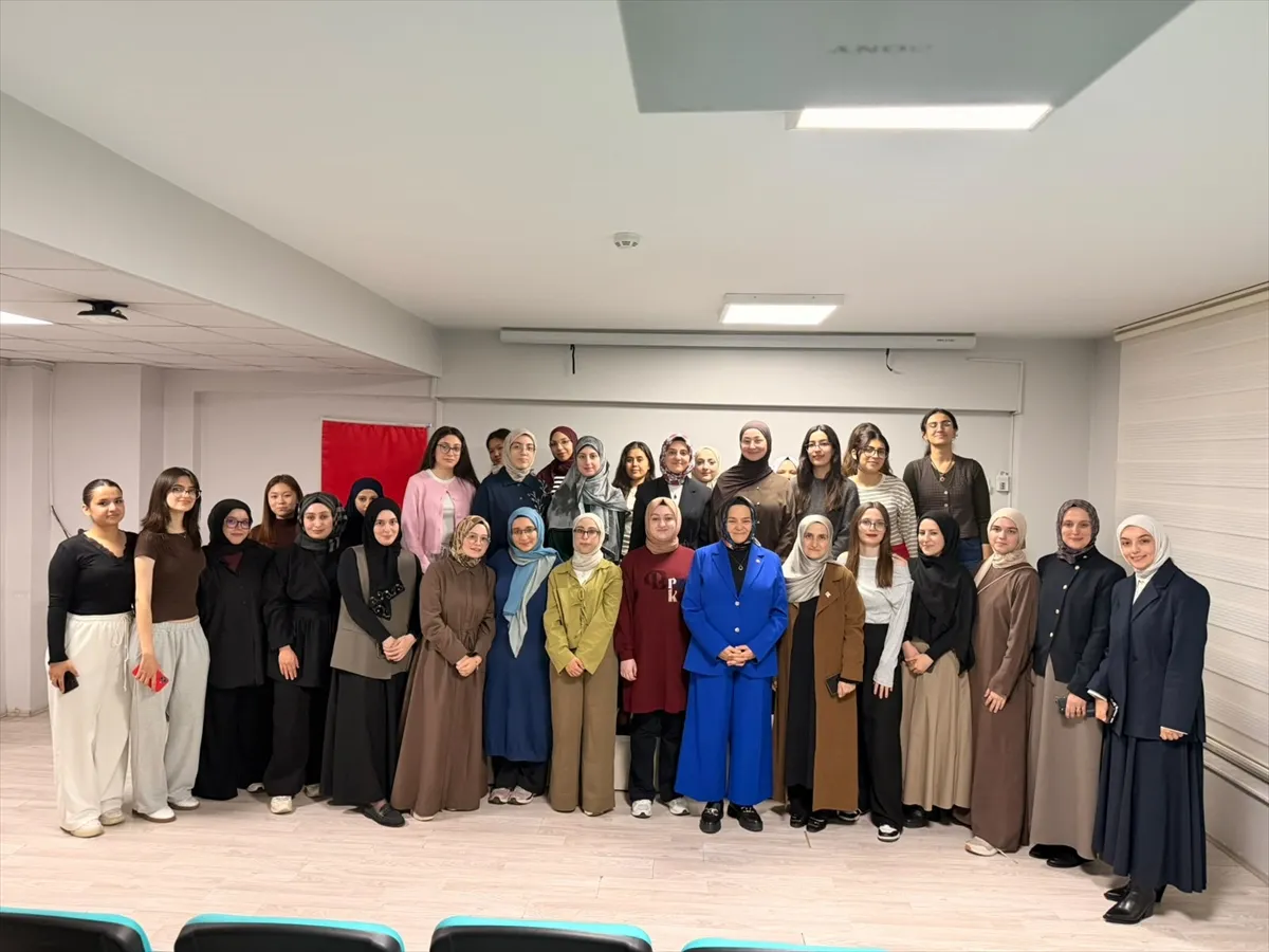 AK Parti Eskişehir Milletvekili Gürcan, kentte çeşitli kabul ve ziyaretlerde bulundu AK Parti Eskişehir Milletvekili Gürcan, kentte çeşitli kabul ve ziyaretlerde bulundu