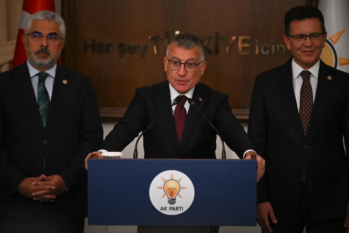 AK Parti, fon tasfiyesine ilişkin kanun teklifini TBMM Başkanlığına sundu AK Parti, fon tasfiyesine ilişkin kanun teklifini TBMM Başkanlığına sundu