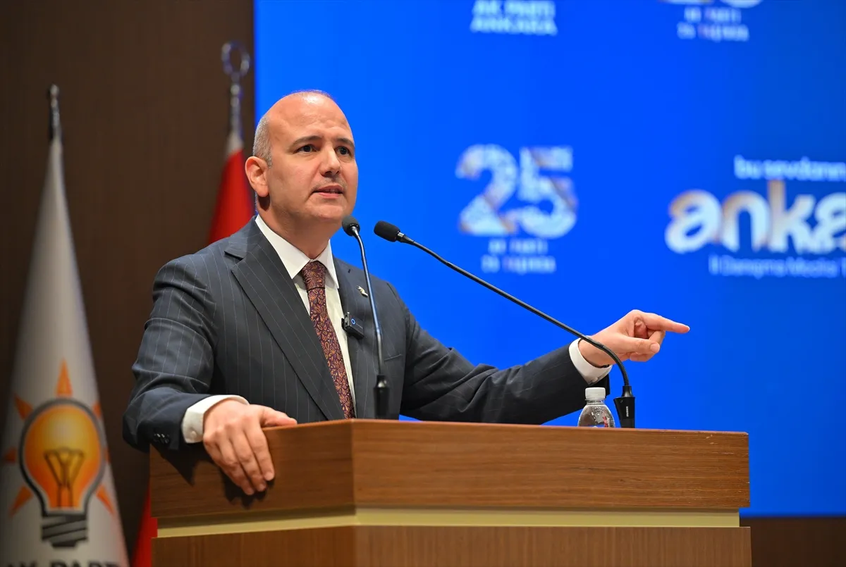 AK Parti Genel Başkan Yardımcısı İleri, partisinin Ankara İl Danışma Meclisi Toplantısı’nda konuştu AK Parti Genel Başkan Yardımcısı İleri, partisinin Ankara İl Danışma Meclisi Toplantısı’nda konuştu