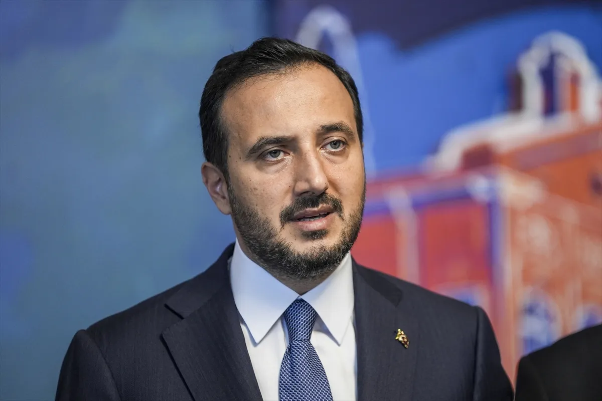 AK Parti’nin İstanbul’u Dinliyoruz buluşmaları Sultanbeyli’den başladı