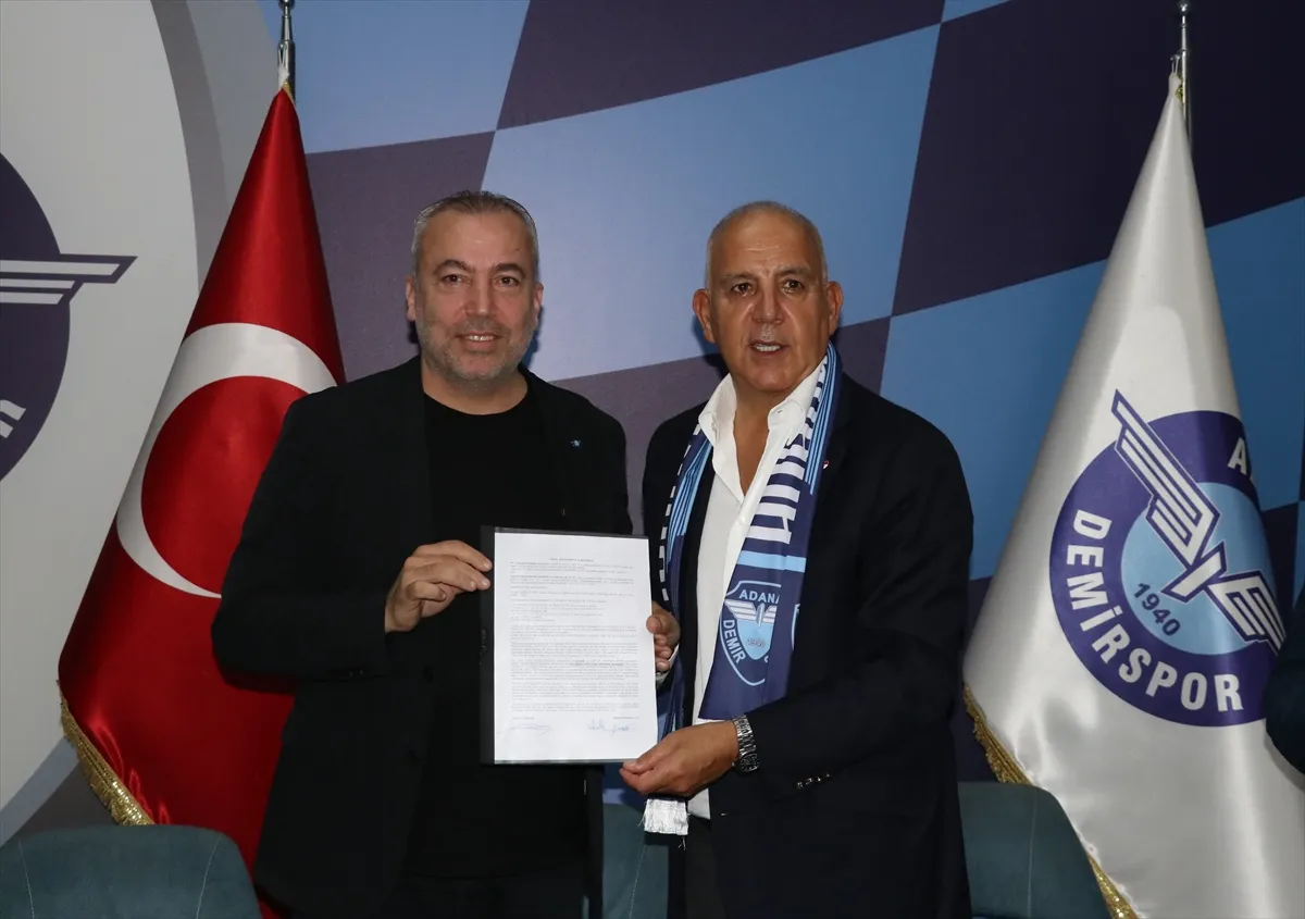 Alacağından feragat eden Montella’nın imzaladığı uzlaşma metni Adana Demirspor’a ulaştı Alacağından feragat eden Montella’nın imzaladığı uzlaşma metni Adana Demirspor’a ulaştı