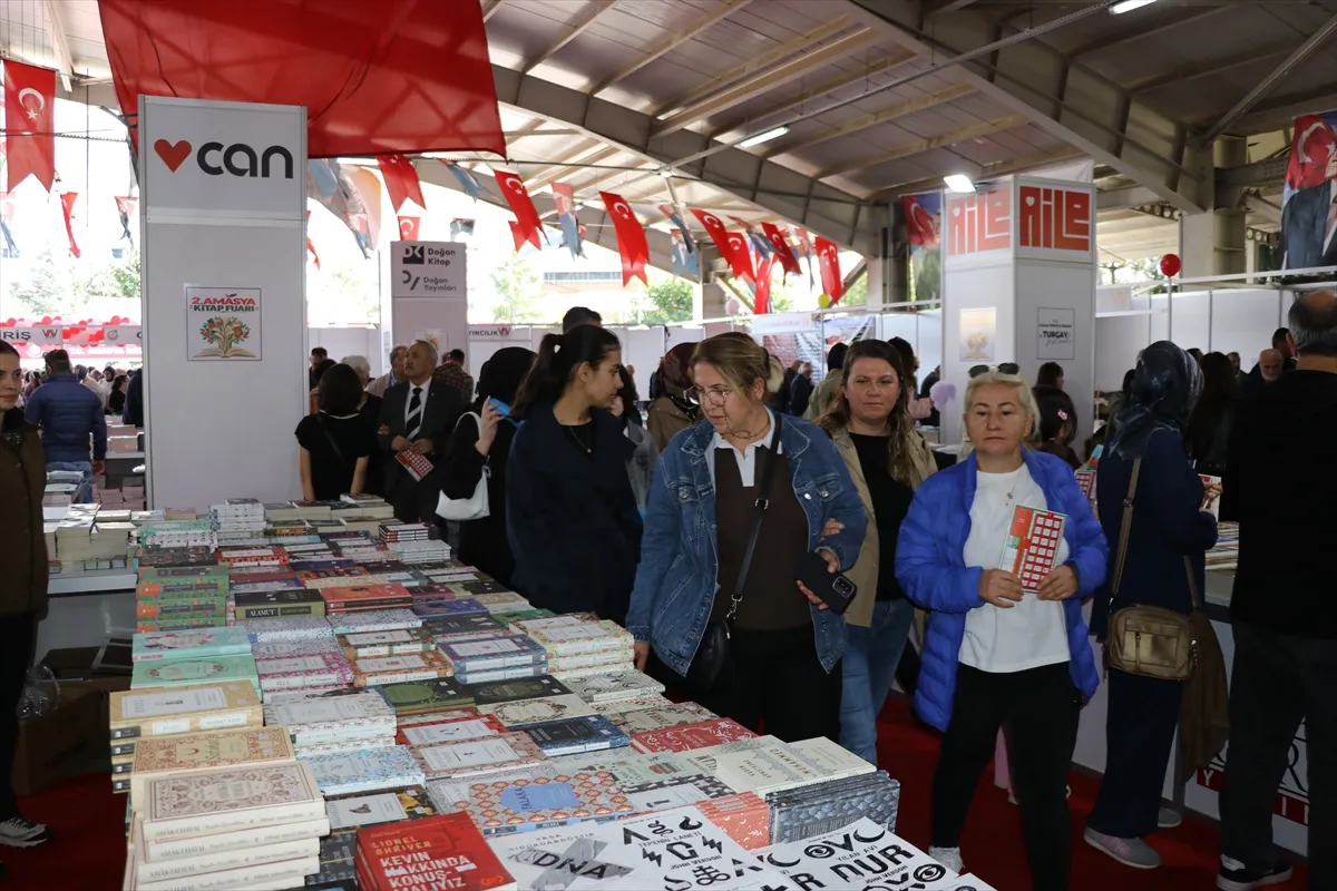 Amasya Kitap Fuarı açıldı Amasya Kitap Fuarı açıldı