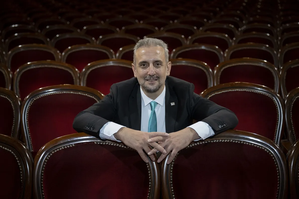 Ankara Devlet Tiyatrosu küçük yetenekleri sahneye davet ediyor