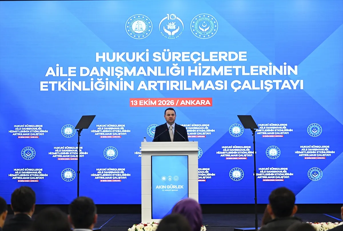 Bakan Gürlek, Hukuki Süreçlerde Aile Danışmanlığı Hizmetlerinin Etkinliğinin Artırılması Çalıştayı’nda konuştu