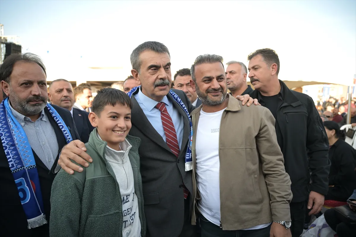 Bakan Tekin, 12. Ankara Erzurum Tanıtım Günleri programına katıldı