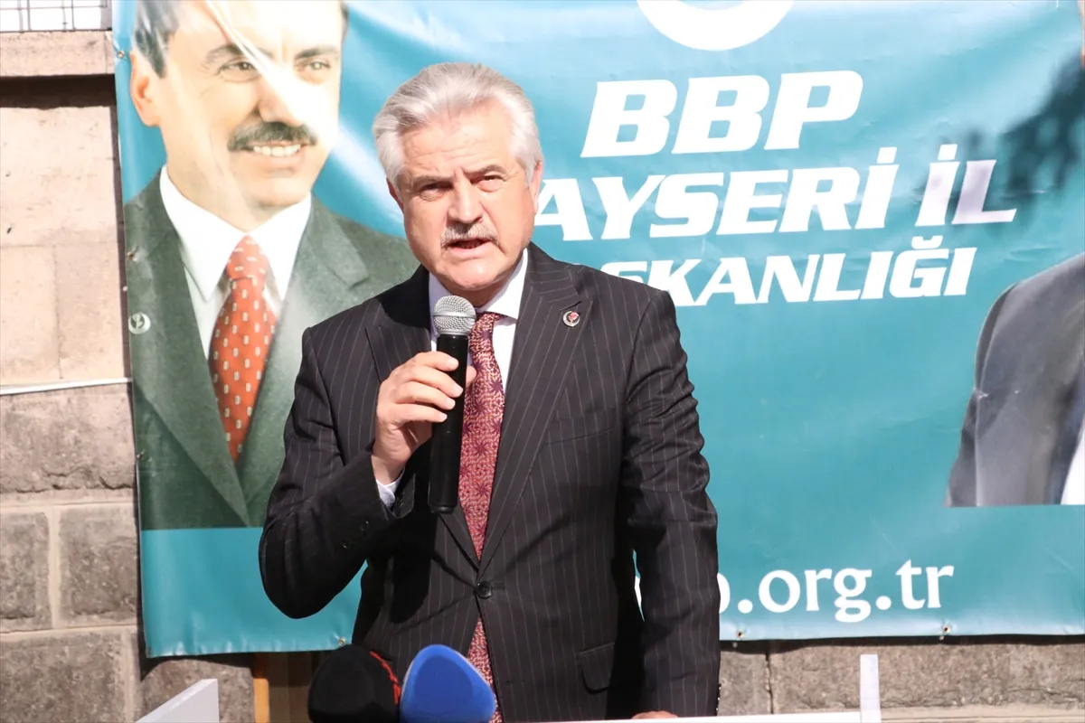 BBP Genel Başkan Yardımcısı Eren, Kayseri’de konuştu BBP Genel Başkan Yardımcısı Eren, Kayseri’de konuştu