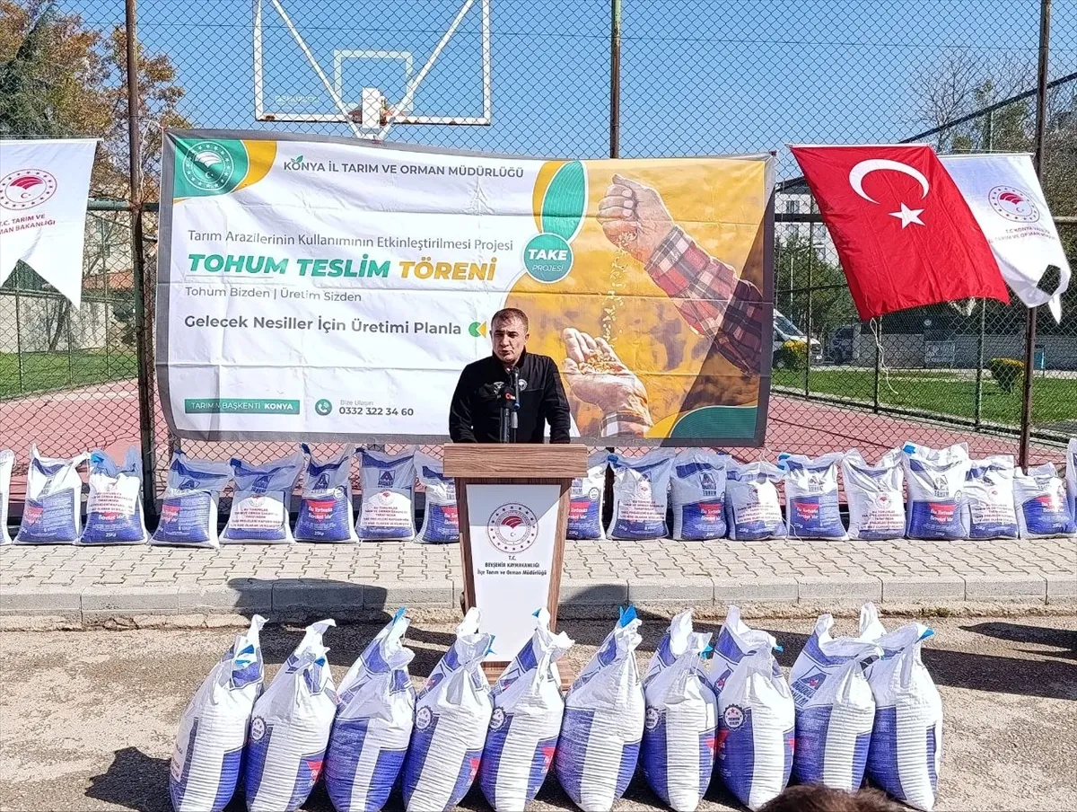 Beyşehir’de mercimek üreticisine tohum desteği verildi Beyşehir’de mercimek üreticisine tohum desteği verildi