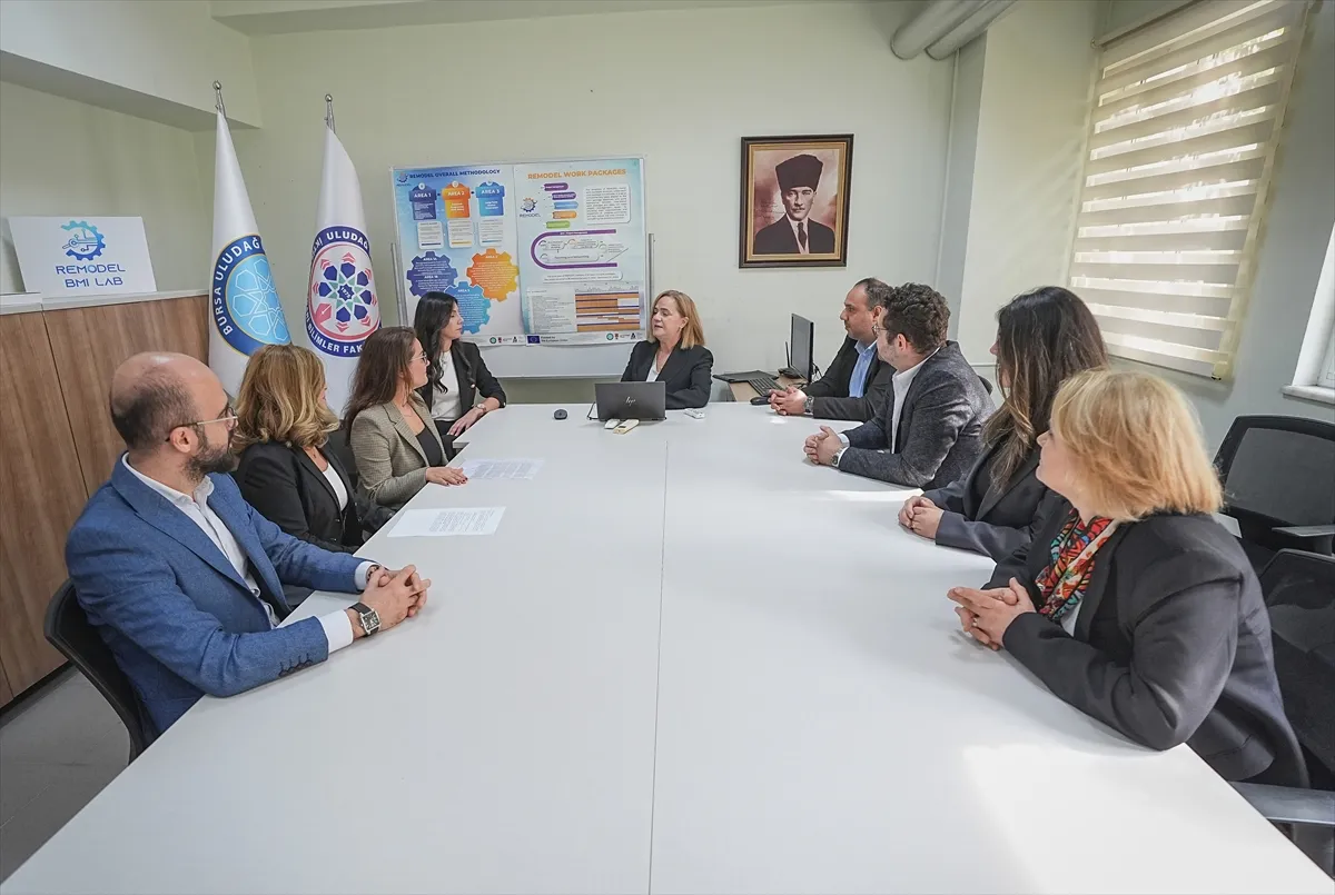 Bursa Uludağ Üniversitesinin Remodel projesine verilen ödül akademisyenlere gurur yaşattı
