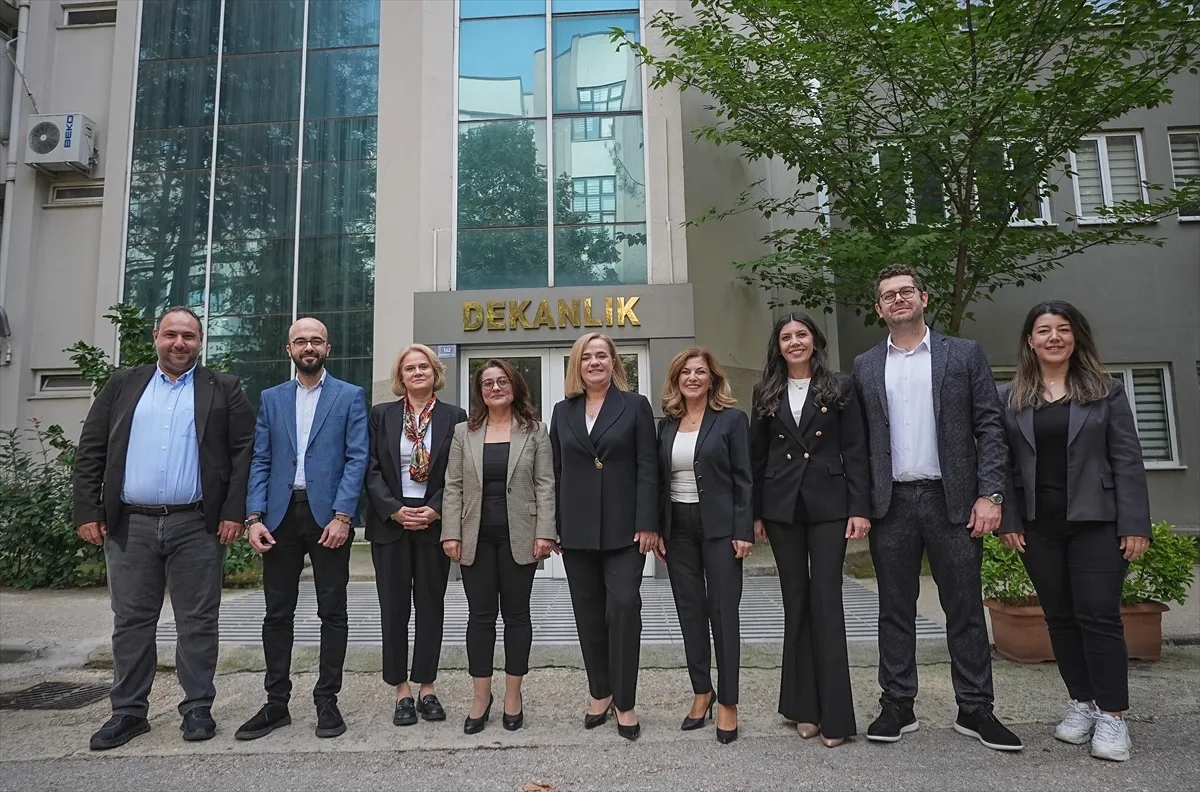 Bursa Uludağ Üniversitesinin Remodel projesine verilen ödül akademisyenlere gurur yaşattı Bursa Uludağ Üniversitesinin Remodel projesine verilen ödül akademisyenlere gurur yaşattı