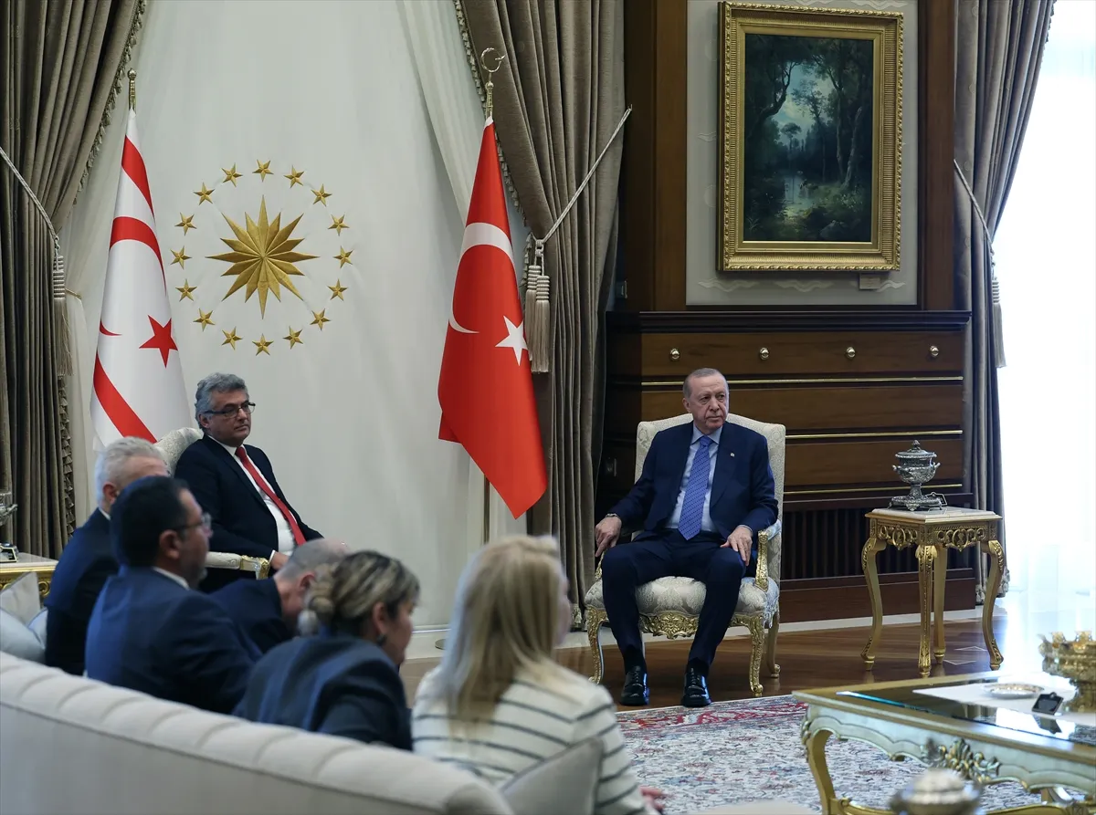 Erdoğan, KKTC Cumhurbaşkanı Erhürman ile görüştü
