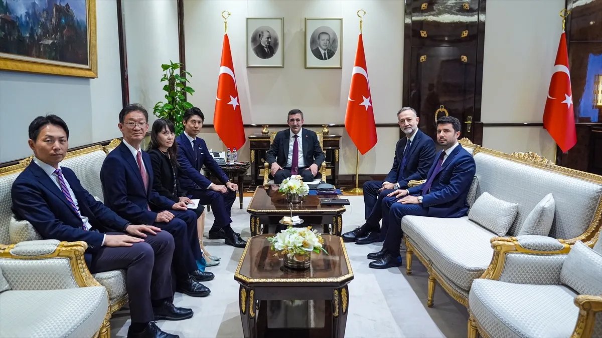 Cumhurbaşkanı Yardımcısı Yılmaz, Japonya Dışişleri Bakan Yardımcısı Nakasone Yasutaka’yı kabul etti Cumhurbaşkanı Yardımcısı Yılmaz, Japonya Dışişleri Bakan Yardımcısı Nakasone Yasutaka’yı kabul etti