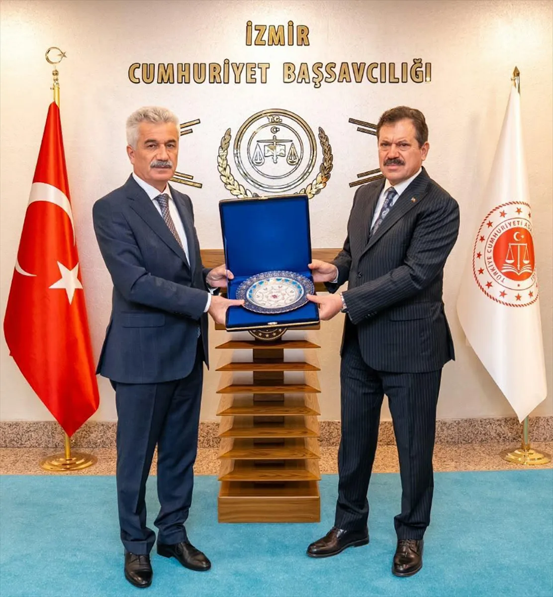 Danıştay Başkanı Yiğit İzmir’de çalıştaya katıldı Danıştay Başkanı Yiğit İzmir’de çalıştaya katıldı