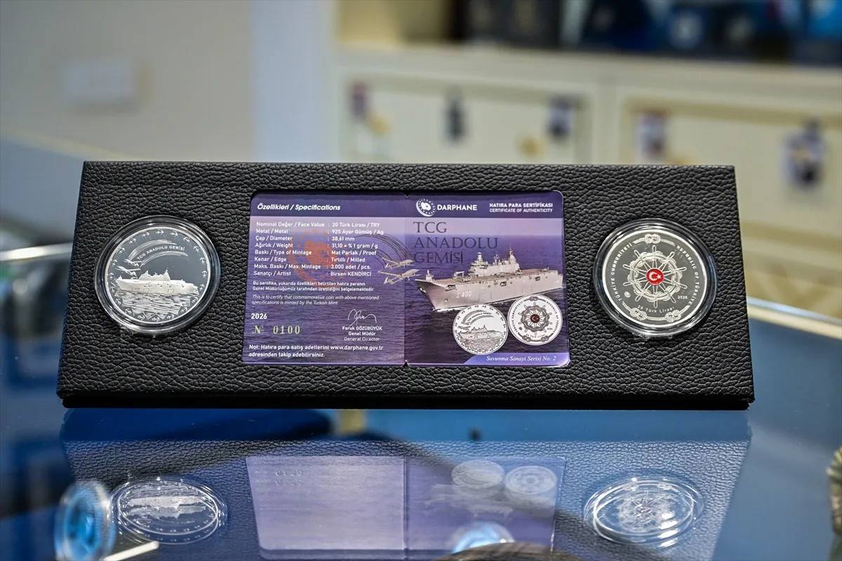 Darphane, TCG Anadolu için hatıra parası bastı Darphane, TCG Anadolu için hatıra parası bastı