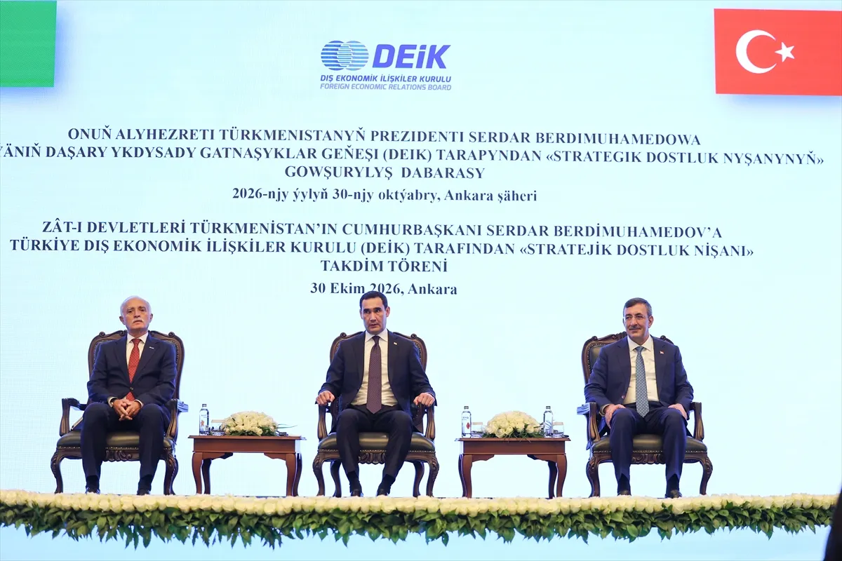 DEİK’ten Türkmenistan Cumhurbaşkanı Berdimuhammedov’a Stratejik Dostluk Nişanı