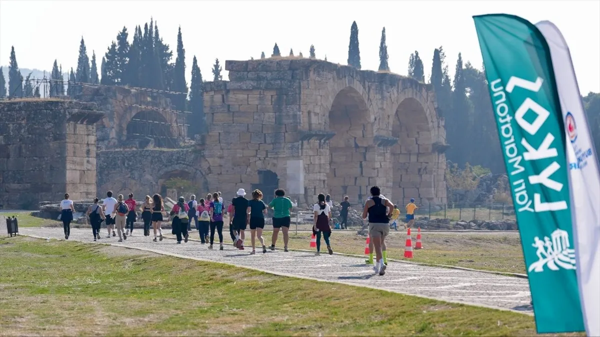 Denizli’de 2. Lykos Yarı Maratonu koşuldu Denizli’de 2. Lykos Yarı Maratonu koşuldu