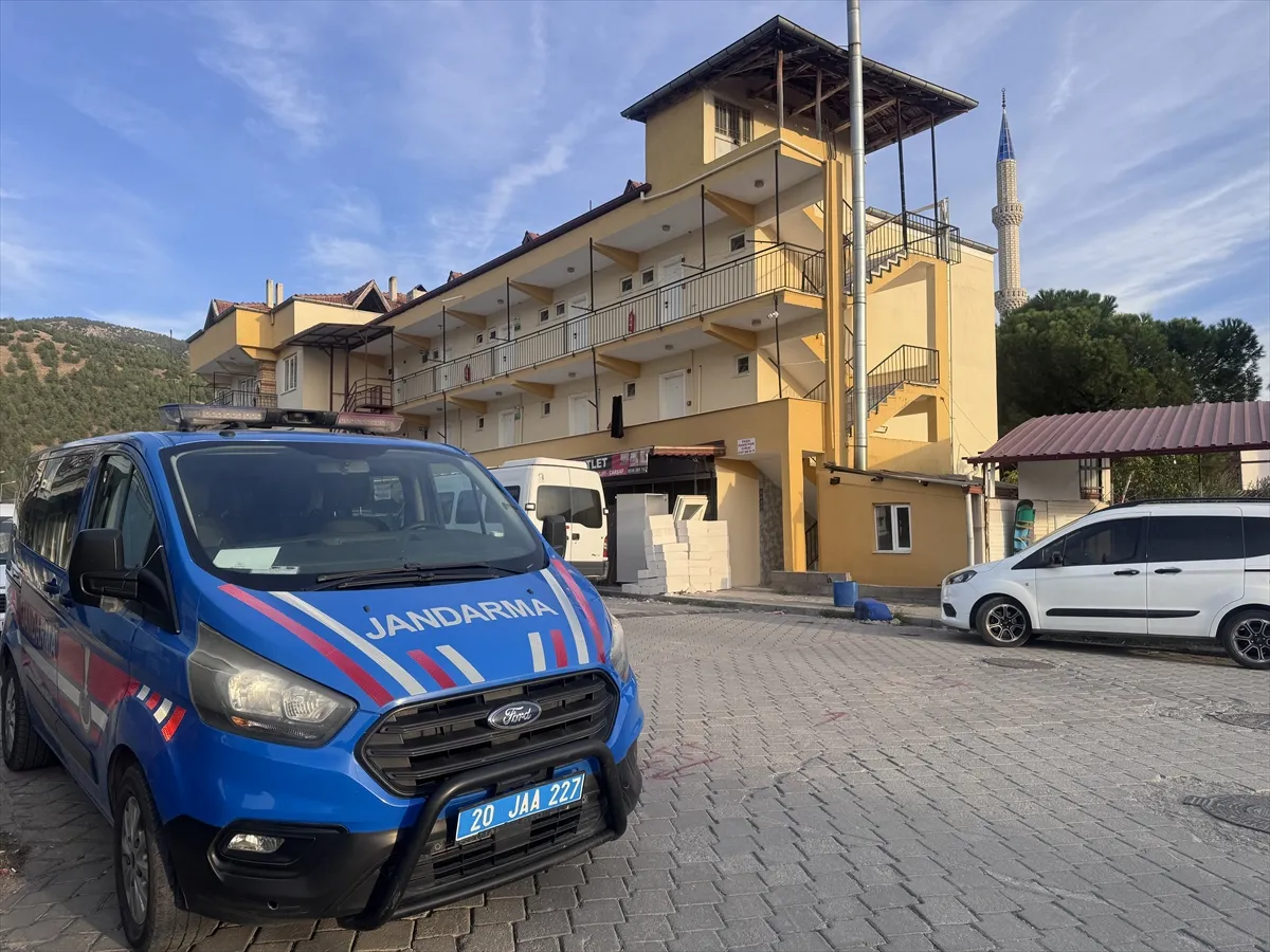 Denizli’de yaşlı çift pansiyonda ölü bulundu