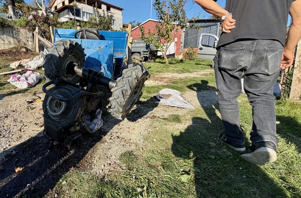 Düzce’de devrilen tarım aracındaki 1 kişi öldü, 1 kişi yaralandı