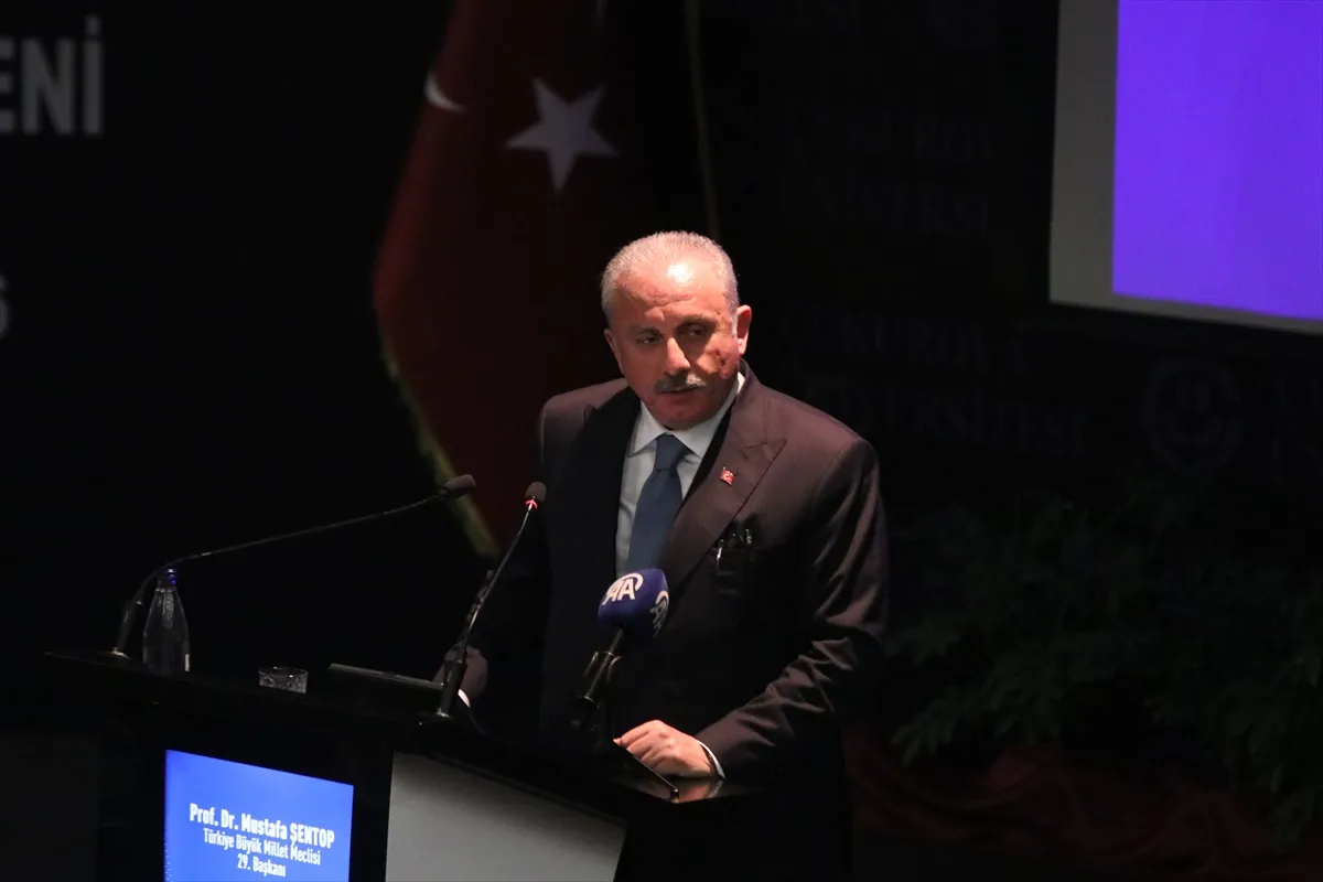 Eski TBMM Başkanı Şentop, Çukurova Üniversitesi Akademik Yıl Açılış Töreni’nde konuştu Eski TBMM Başkanı Şentop, Çukurova Üniversitesi Akademik Yıl Açılış Töreni’nde konuştu