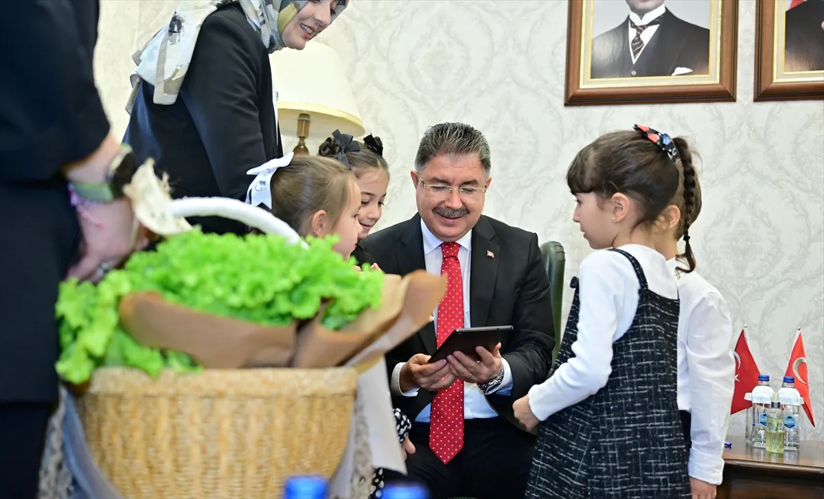 Eskişehir’de anaokulu öğrencileri iklim değişikliği çalışmalarını tanıttı
