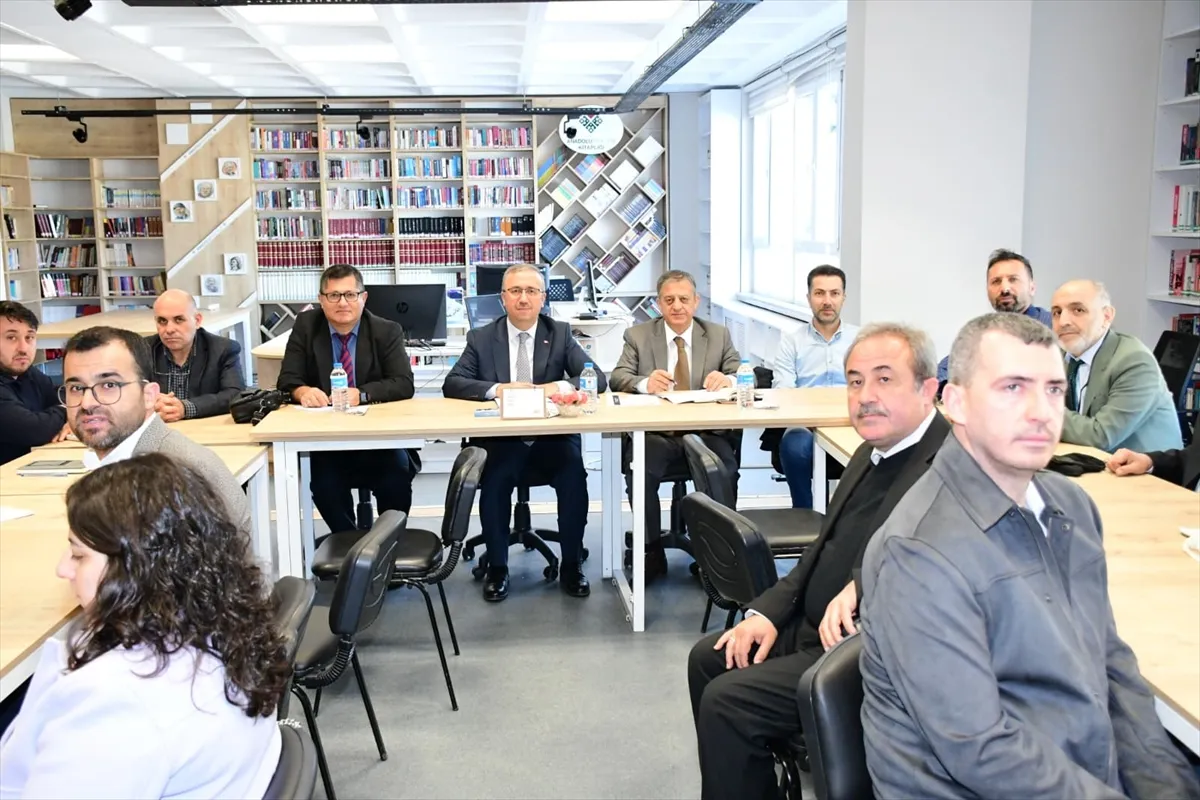 Eskişehir’de imam hatip okullarının eğitim süreçleri değerlendirildi Eskişehir’de imam hatip okullarının eğitim süreçleri değerlendirildi