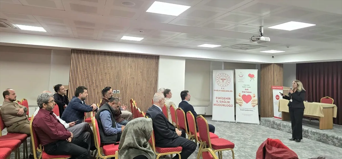 Eskişehir’de müftülük personeline organ bağışı eğitimi verildi Eskişehir’de müftülük personeline organ bağışı eğitimi verildi