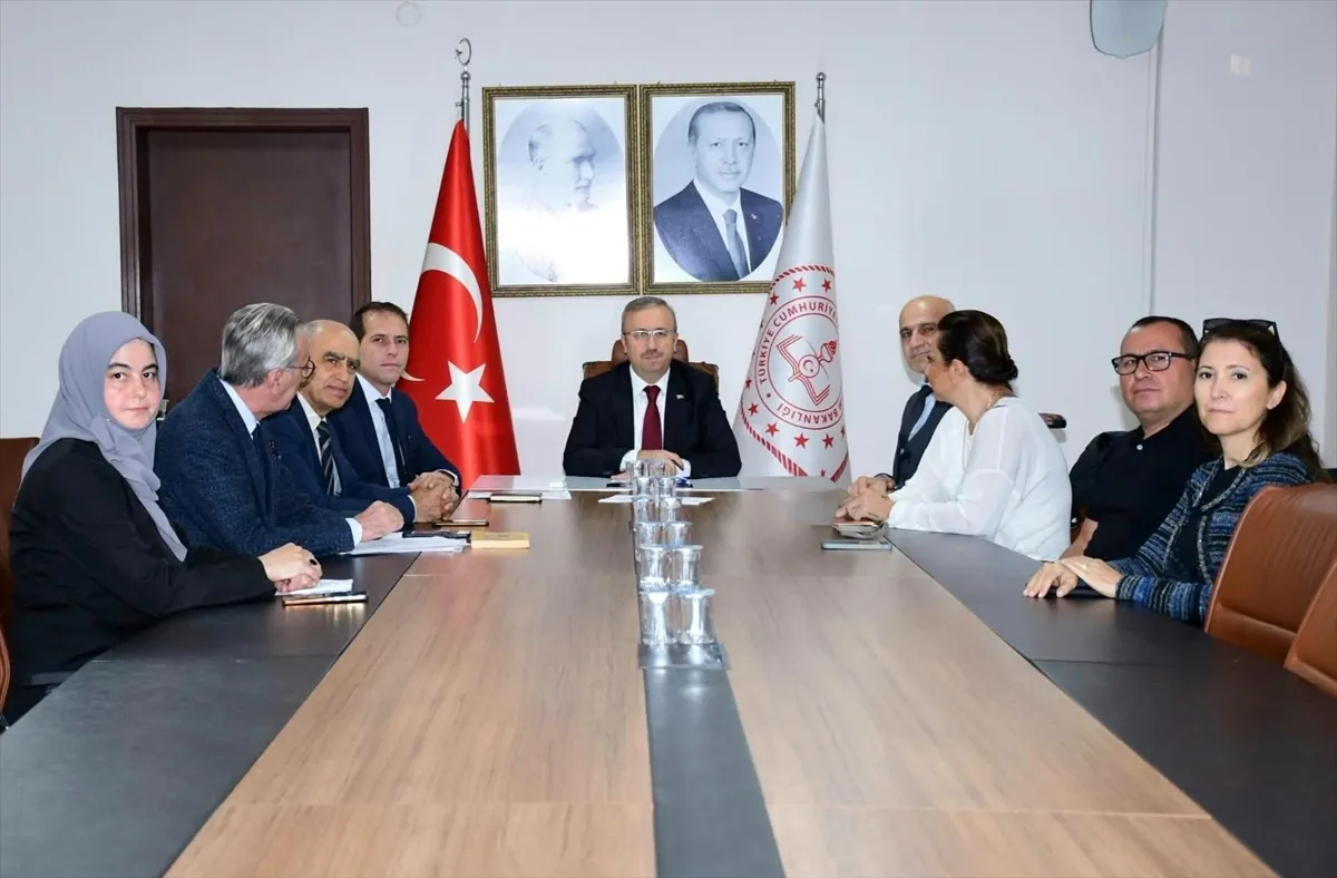 Eskişehir’de okullarda psikososyal destek ve güvenlik çalışmaları değerlendirildi Eskişehir’de okullarda psikososyal destek ve güvenlik çalışmaları değerlendirildi