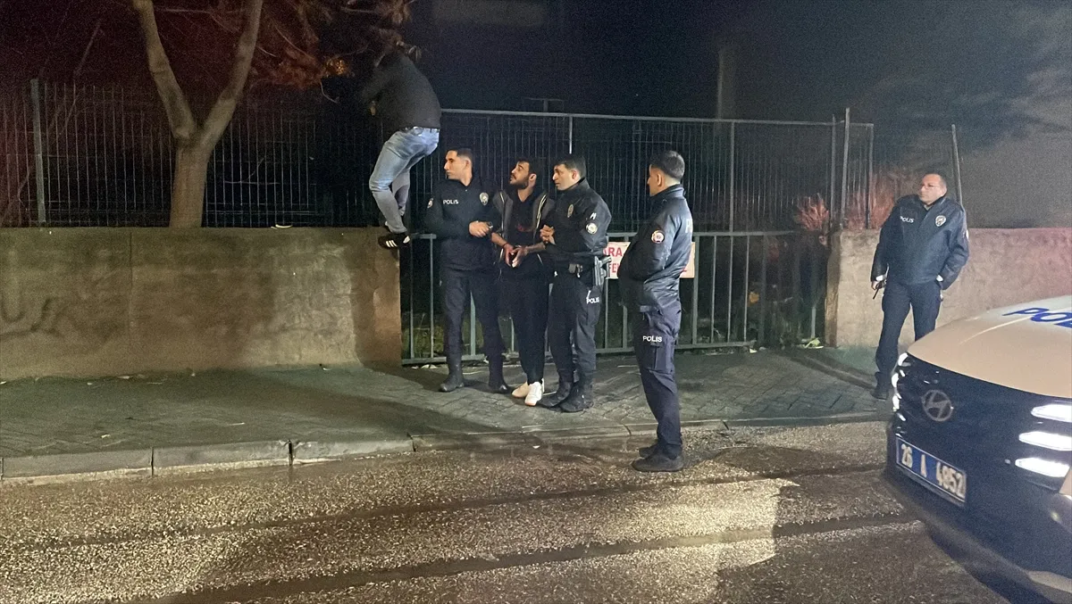 Eskişehir’de pompalı tüfekle vurulan kişi öldü Eskişehir’de pompalı tüfekle vurulan kişi öldü