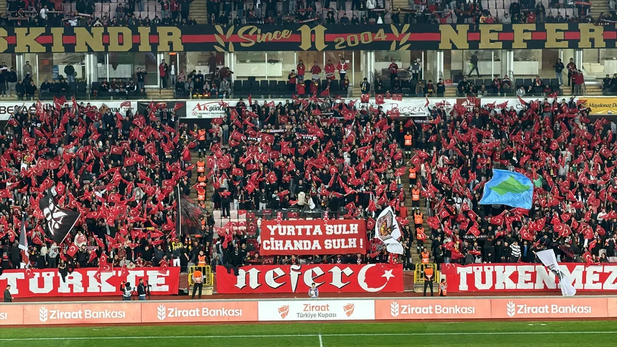 Eskişehirspor maçı öncesi Cumhuriyet Bayramı kutlaması Eskişehirspor maçı öncesi Cumhuriyet Bayramı kutlaması