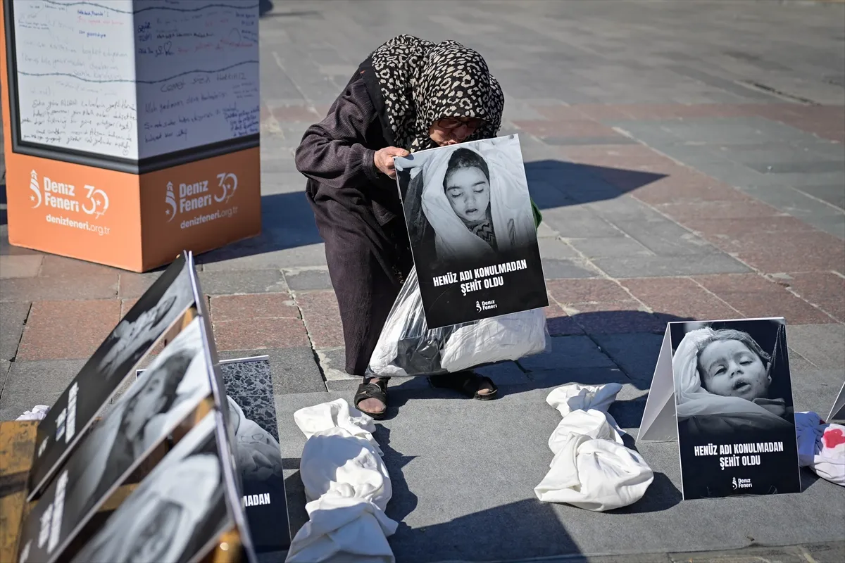 Eyüpsultan’da düzenlenen Gazze İçin Meydanlardayız etkinliği sona erdi Eyüpsultan’da düzenlenen Gazze İçin Meydanlardayız etkinliği sona erdi