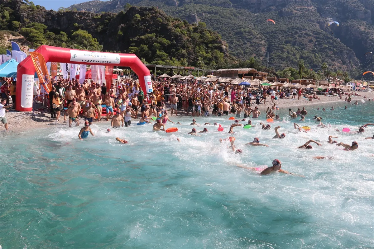 Fethiye’de Açık Su Yüzme Yarışları Başladı Fethiye’de Açık Su Yüzme Yarışları Başladı